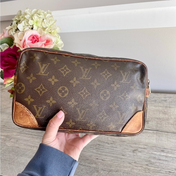 HOLD🔥Authentic LOUIS VUITTON MONOGRAM Marlo Dragonne Clutch - Picture 8 of 16
